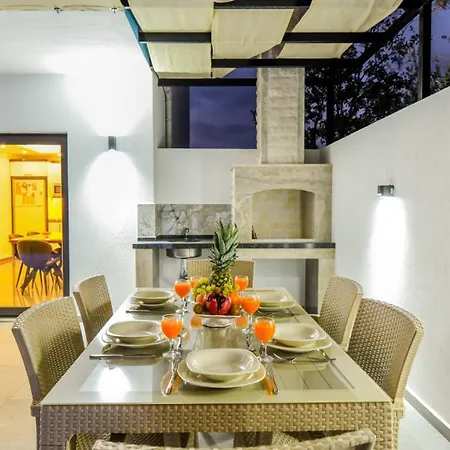 Uzumlu Village 3 Bedroom Villa