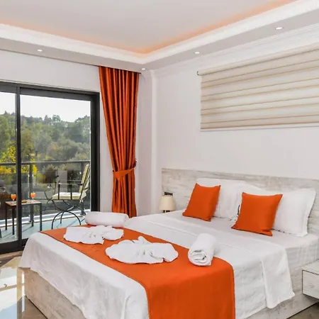 Uzumlu Village 3 Bedroom 5717