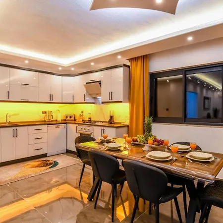 빌라 Uzumlu Village 3 Bedroom