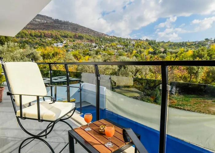 Uzumlu Village 3 Bedroom Villa Kalkan
