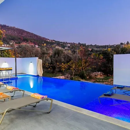 Uzumlu Village 3 Bedroom Kalkan